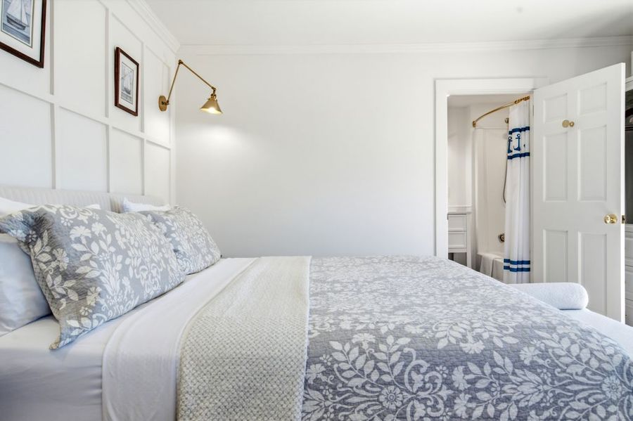 Guest room, room 1