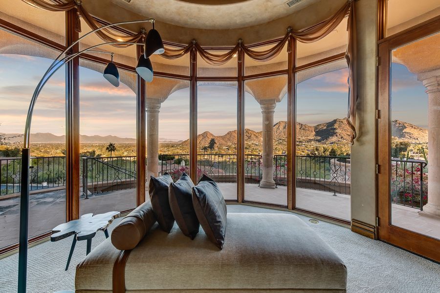 8022 N 47th St, Paradise Valley, before