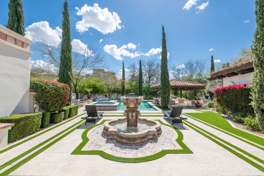 Courtyard fountains